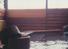 �g�̉������������ґ򕗘C